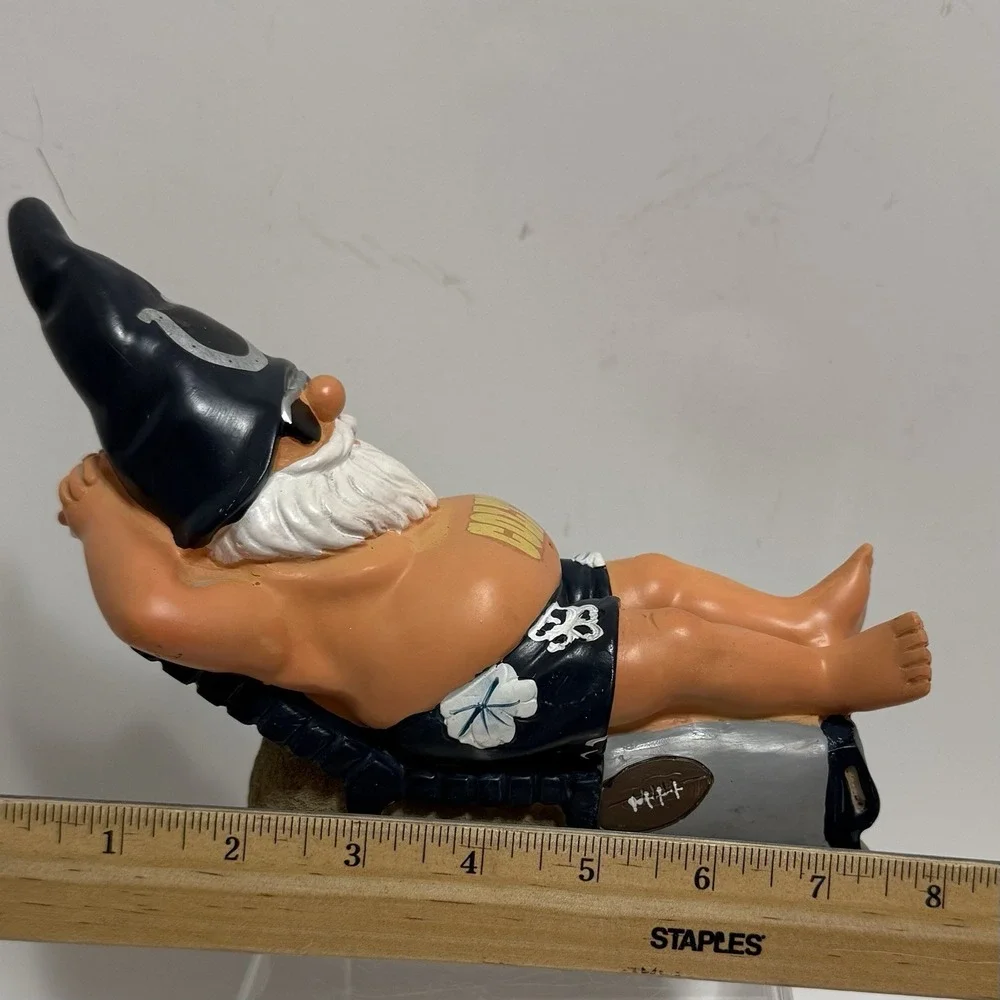 Indianapolis Colts Gnome Figurine Beach Lounger Funny Fan Decor Football  Garden